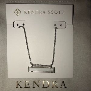 Leanor Silver Pendant Necklace